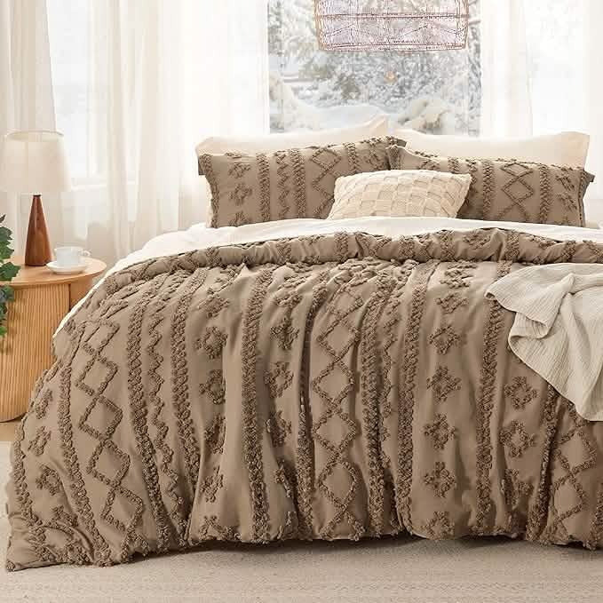 WANDERLLY - BOHO DELUXE TUFTED DECORATIVE COMFORTER SET