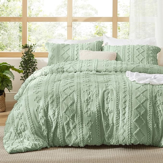 WANDERLLY - BOHO DELUXE TUFTED DECORATIVE COMFORTER SET