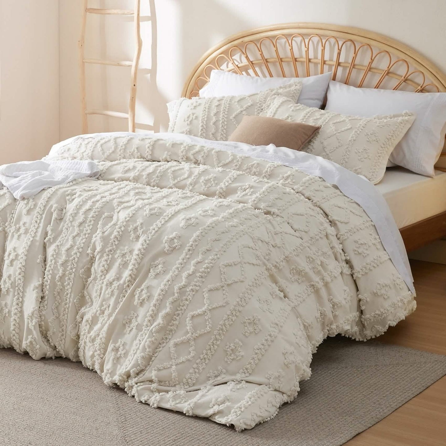 WANDERLLY - BOHO DELUXE TUFTED DECORATIVE COMFORTER SET